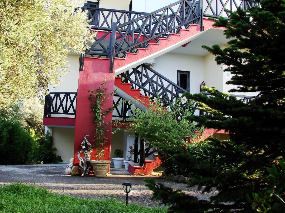 Apartments Karpetis A Green Paradise Psakoudia Zewnętrze zdjęcie