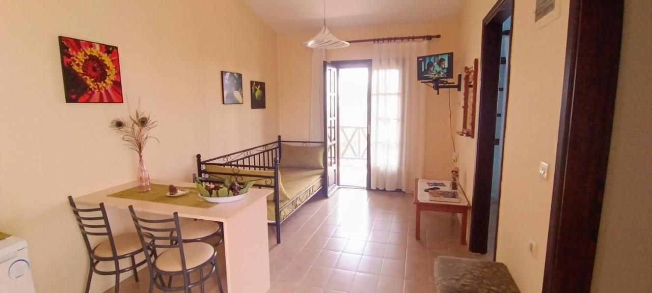 Apartments Karpetis A Green Paradise Psakoudia Zewnętrze zdjęcie
